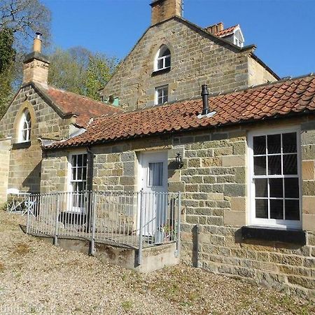 Everley Cottage สการ์โบโรห์ ภายนอก รูปภาพ